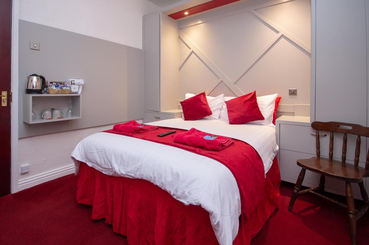 The Ferndale Hotel Блекпул Екстериор снимка
