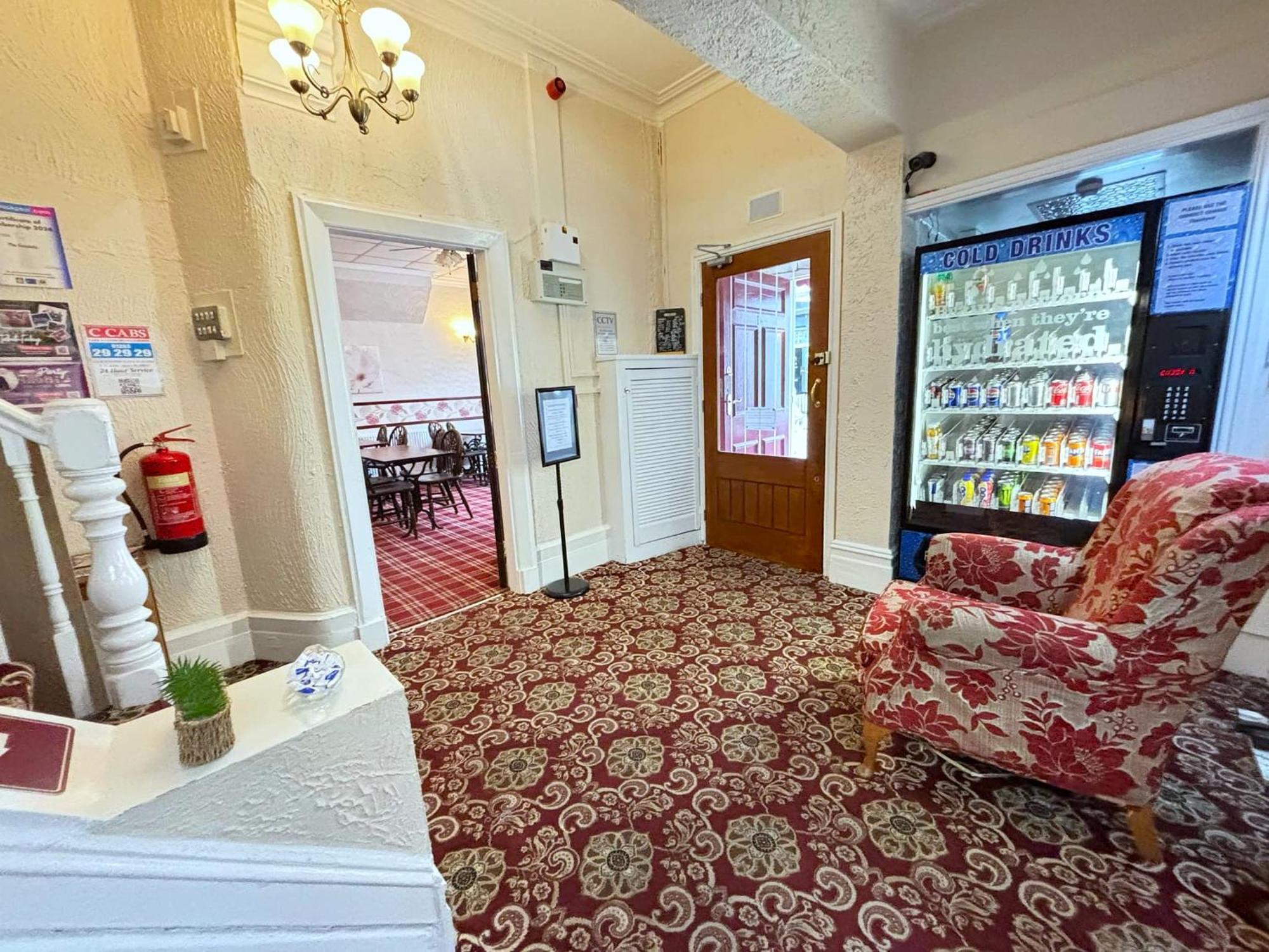 The Ferndale Hotel Блекпул Екстериор снимка